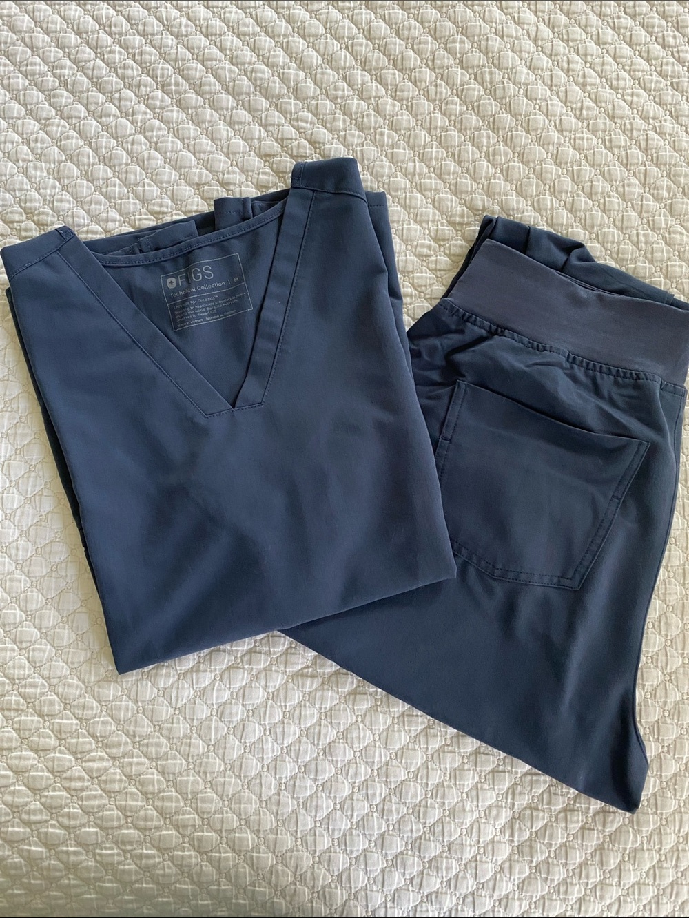 Figs Casma + Zamora Scrub Set Dark Harbor